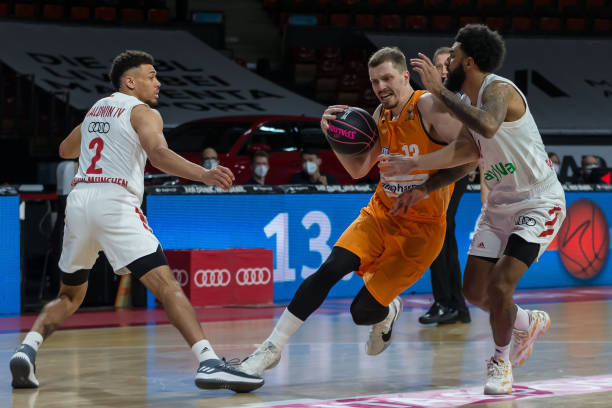 过程中频频 过程中频频