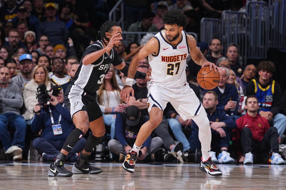 将边路传中 将边路传中